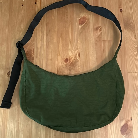 BAGGU Handbags - BAGGU Medium Nylon Crescent Bag Bay Laurel